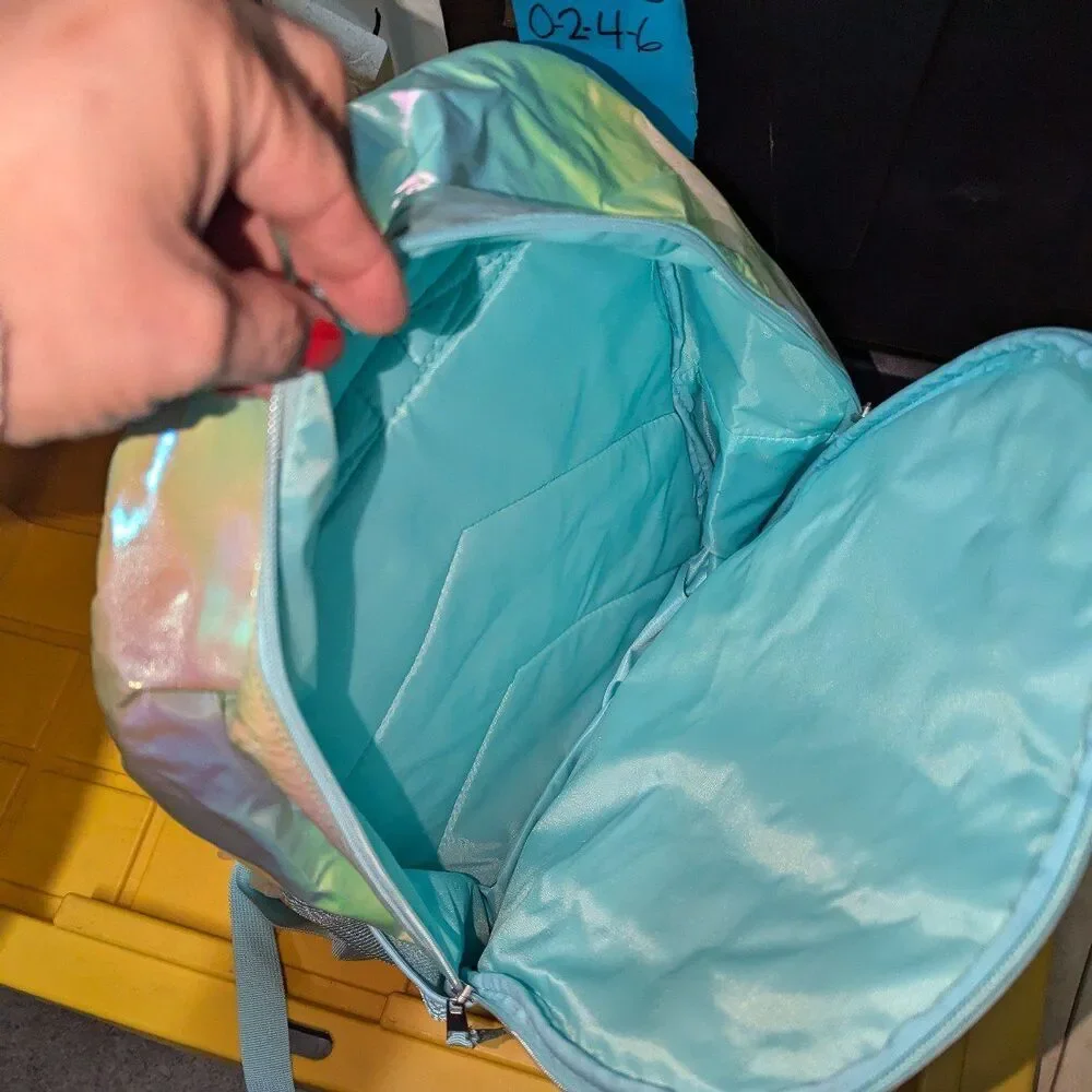 Accessory Innovations Metallic Green Cat Aqua Backpack bookbag with‎ Pop toy